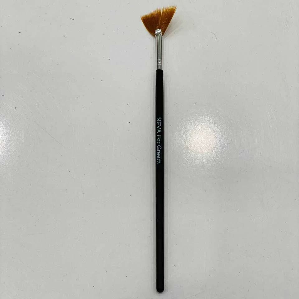 براش باد بزنی مخصوص اسیدتراپی NEVA For Greem — تصویر ۳