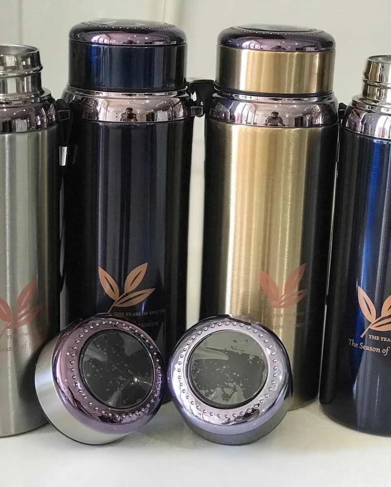 فلاسک دیجیتال هوشمند دارای دماسنج حجم 600 میل — تصویر ۸