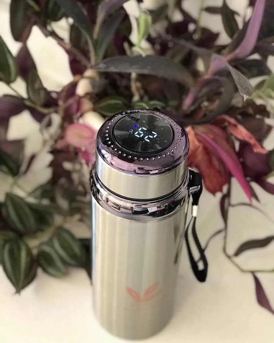 فلاسک دیجیتال هوشمند دارای دماسنج حجم 600 میل — تصویر ۳