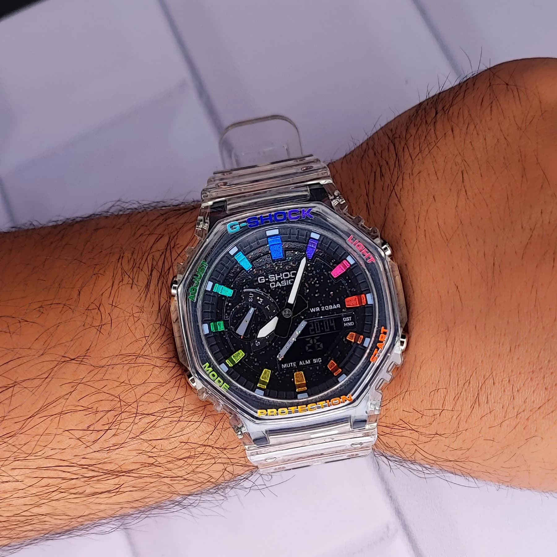 ساعت مچی عقربهای مردانه دو زمانه جی شاک مشکی سفید مدل GA-2100 — تصویر ۸