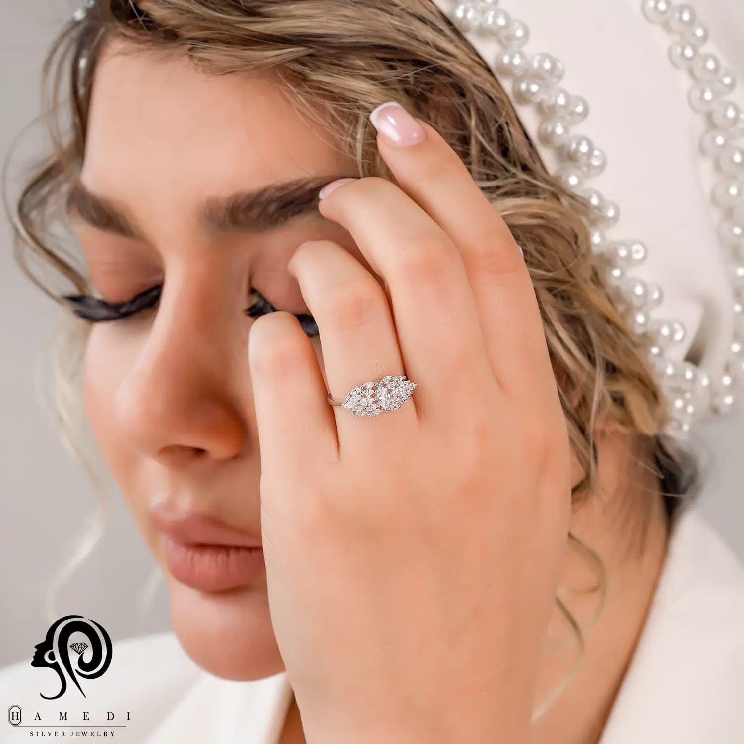 انگشتر نقره زنانه مجلسی ظریف مدل RI Z15 — تصویر ۳