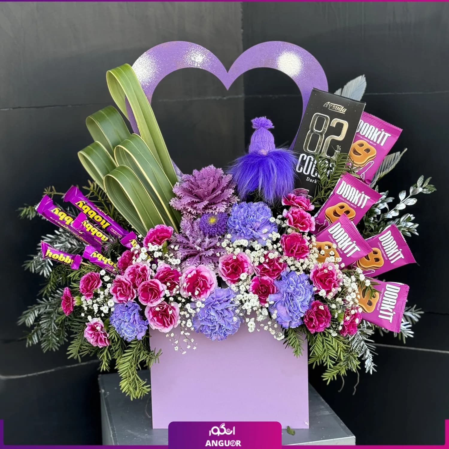 باکس گل میخک و شکلات یار من