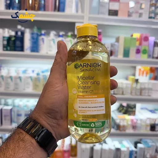 میسلار واتر ویتامین C گارنیر SkinActive ضدلک و روشن‌کننده حجم ۷۰۰ میلی‌لیتر — تصویر ۴
