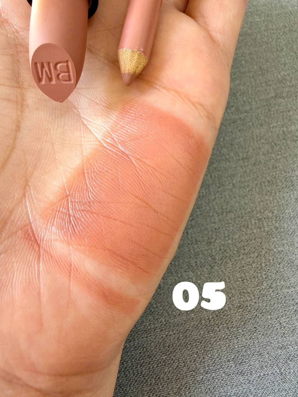 ست رژلب و مداد لب BM کد 5 — تصویر ۲