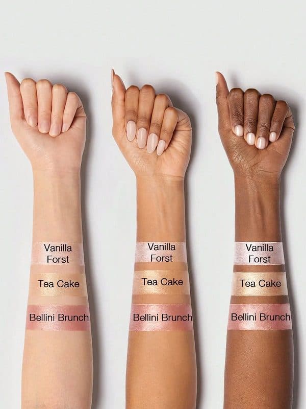 هایلایتر استیکی SNATCH ‘N’ GLOW رنگ VANILLA FROST شیگلم SHEGLAM — تصویر ۶