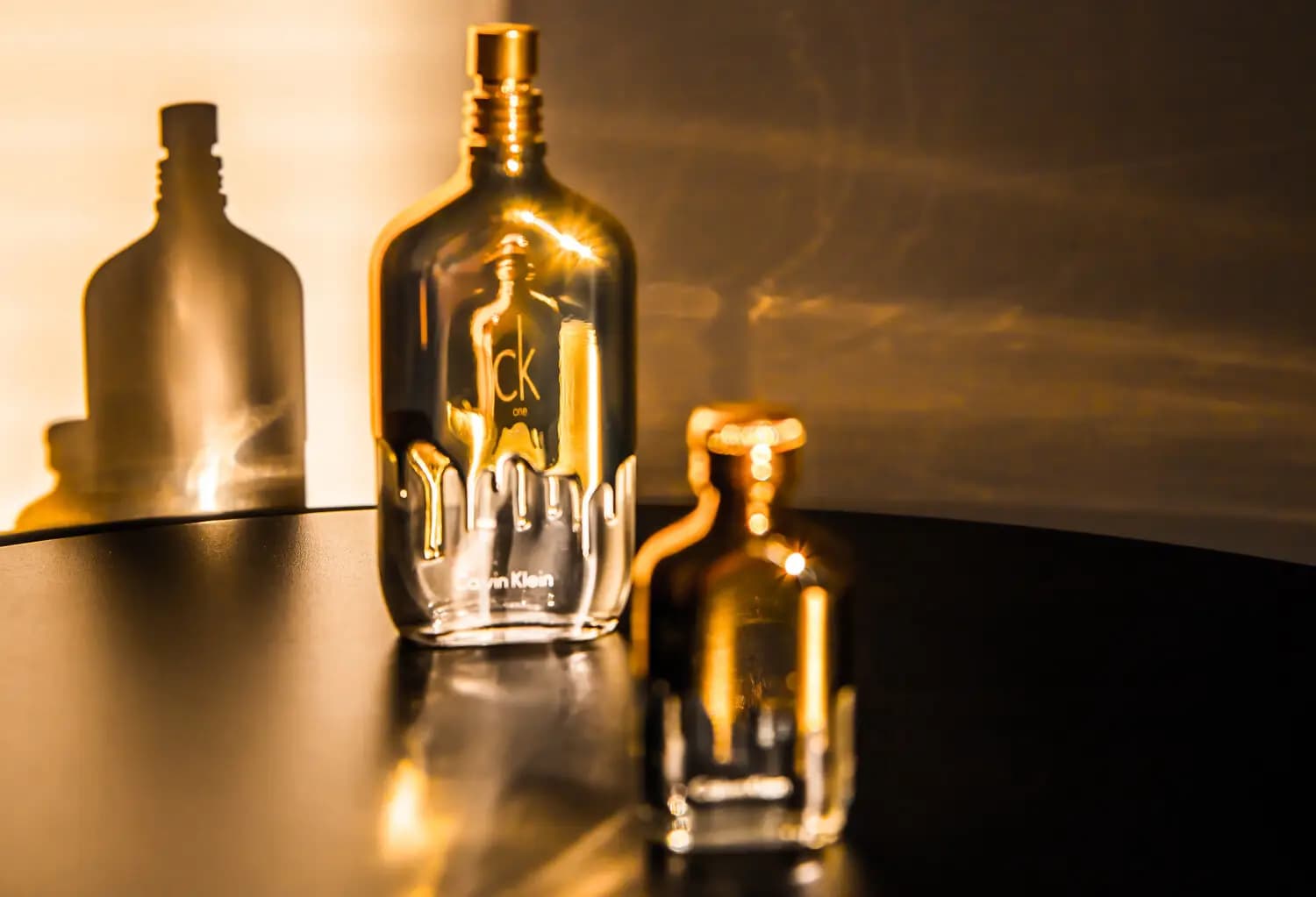 عطر ادکلن کلوین کلین (سی کی) وان گلد اصل | Calvin Klein CK One Gold — تصویر ۳