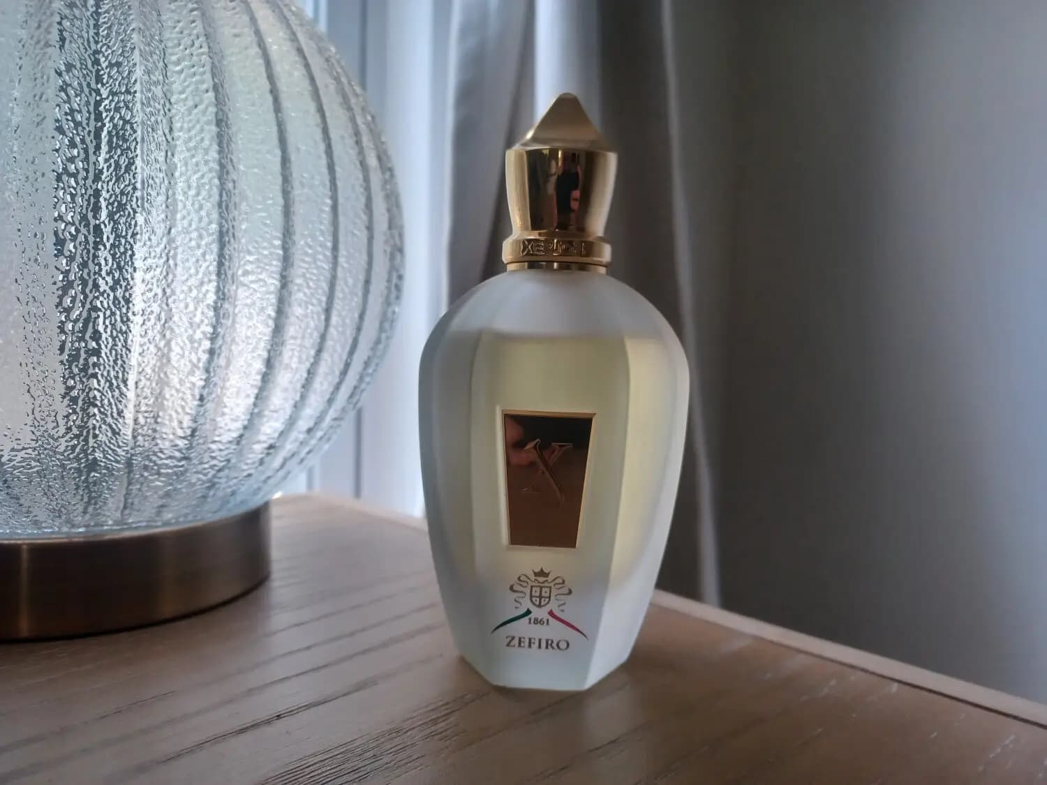 عطر ادکلن زرجوف زفیرو اصل | Xerjoff XJ 1861 Zefiro — تصویر ۵