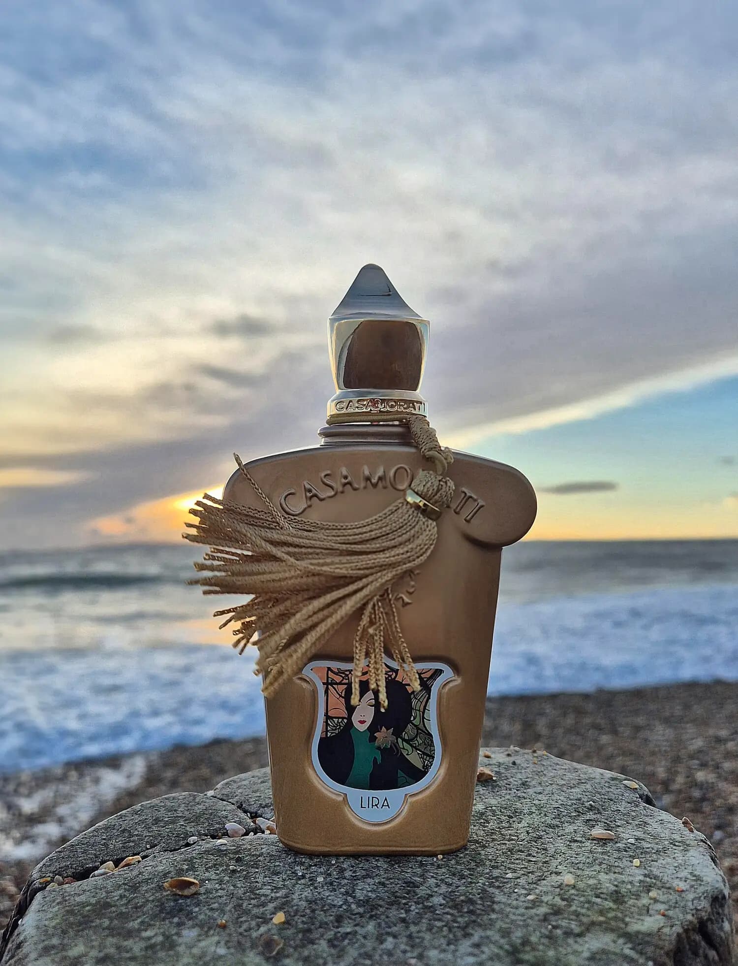 عطر ادکلن زرجوف کازاموراتی لیرا اصل | Xerjoff Lira — تصویر ۷