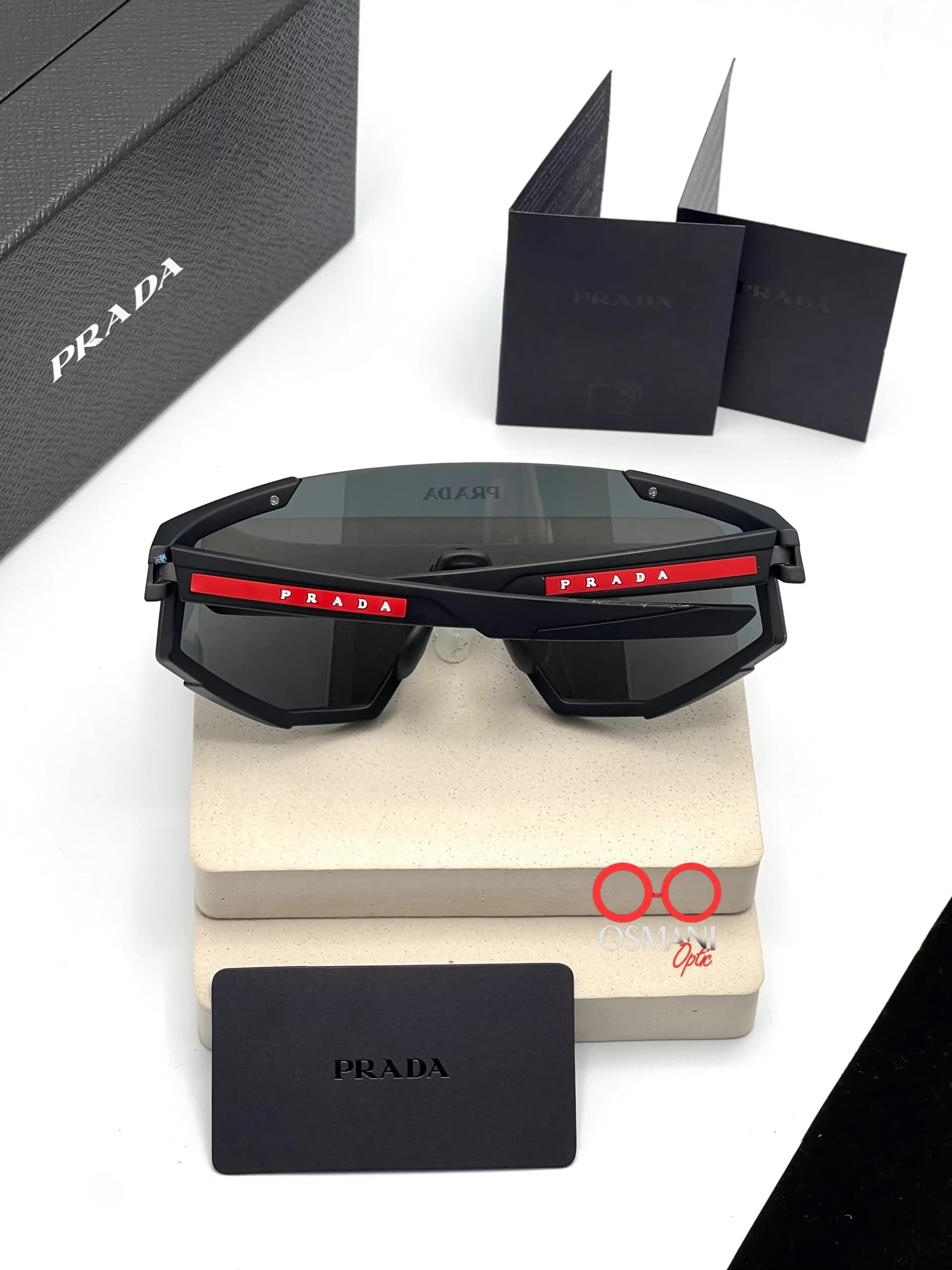 عینک آفتابی مردانه پرادا مدل PRADA SPS 04W — تصویر ۳