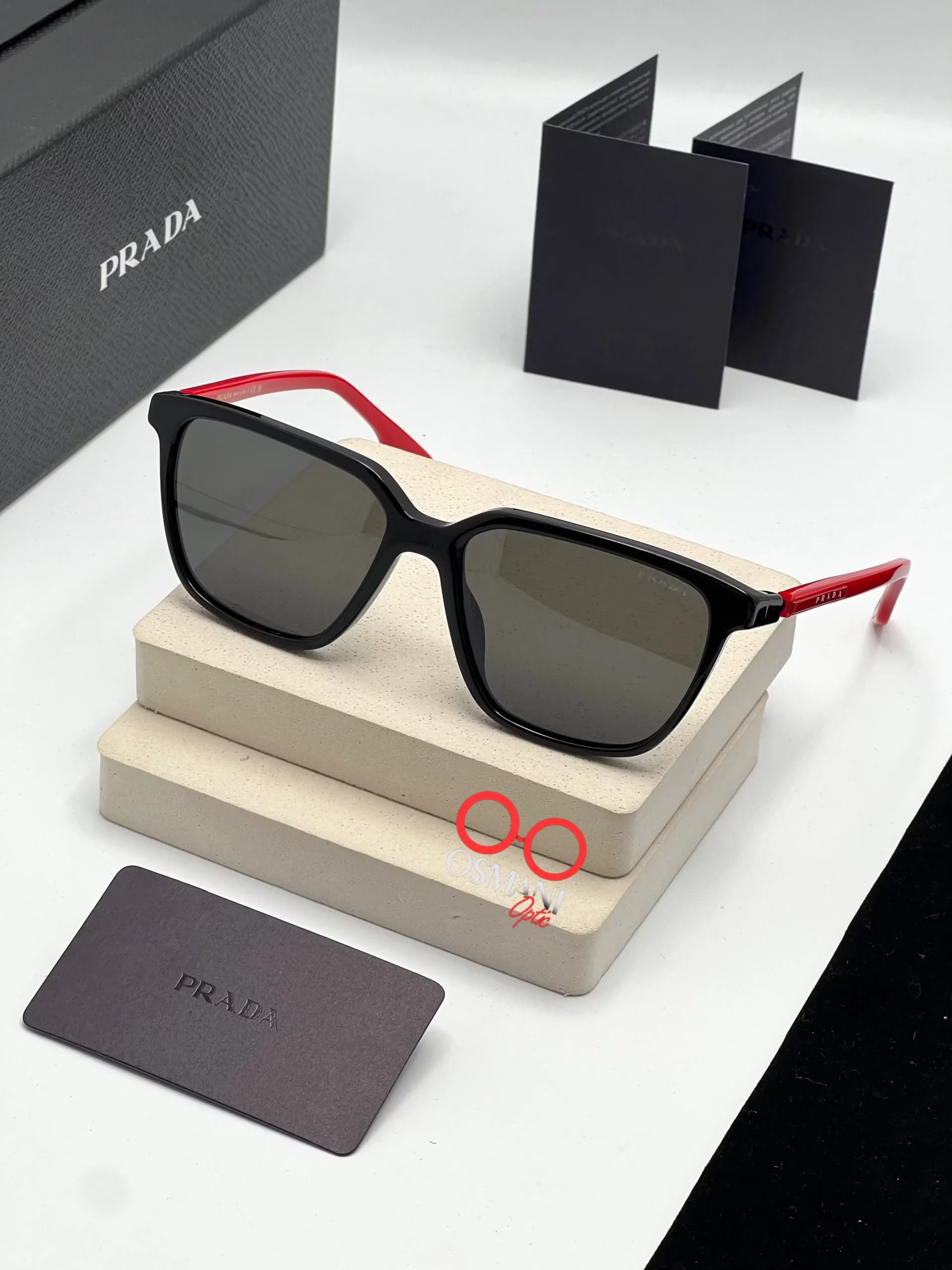 عینک آفتابی اسپرت برند پرادا مدل PRADA SPS06V — تصویر ۵