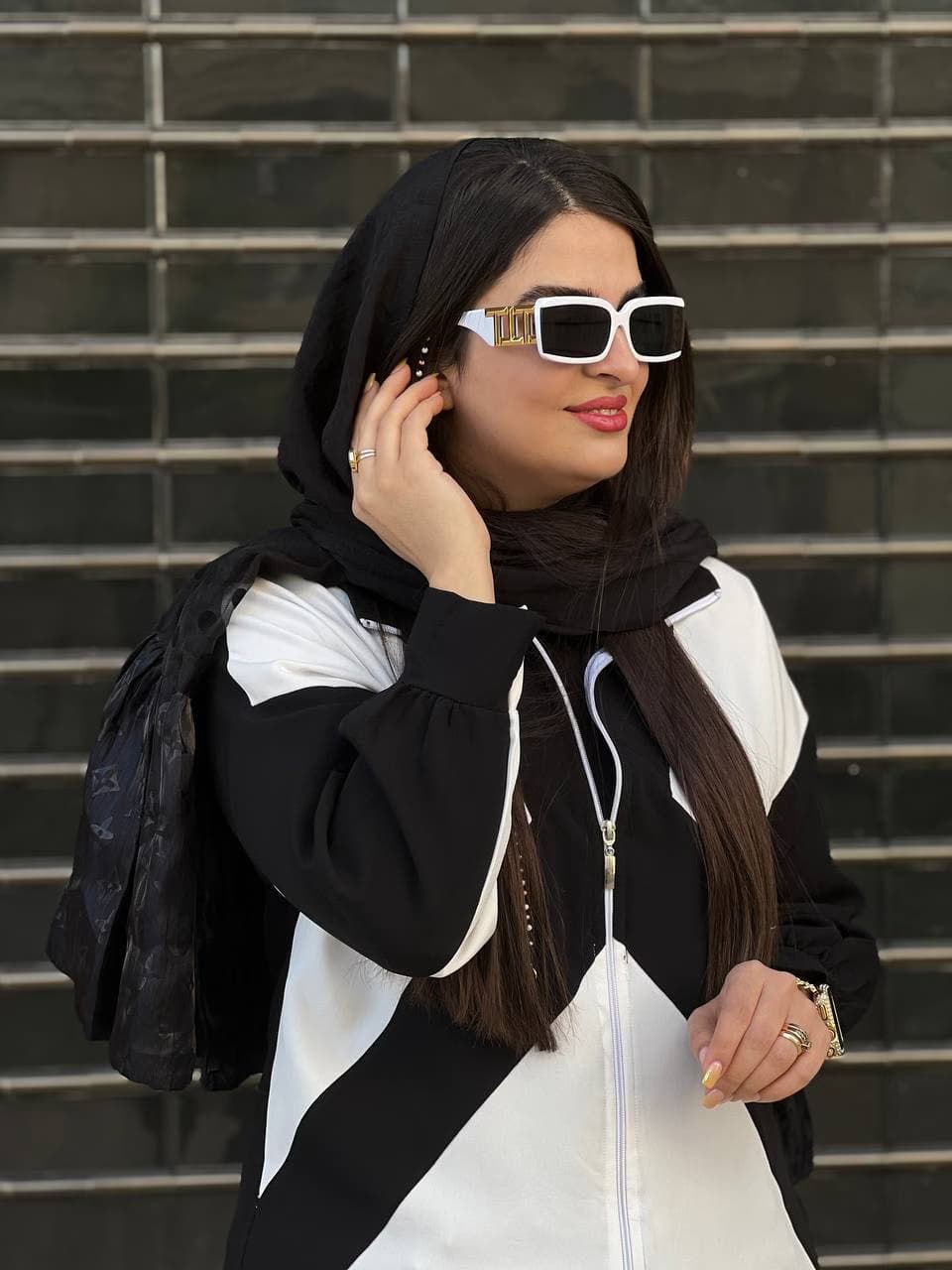 عینک آفتابی زنانه تیفانی مدل TIFFANY TF4197 — تصویر ۷