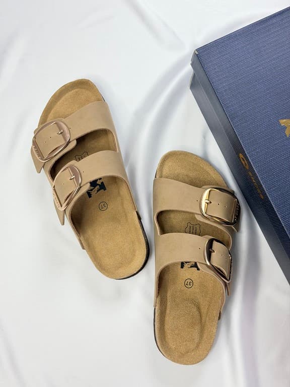 دمپایی دو سگک زنانه خاکی women’s khaki double buckle slippers — تصویر ۳
