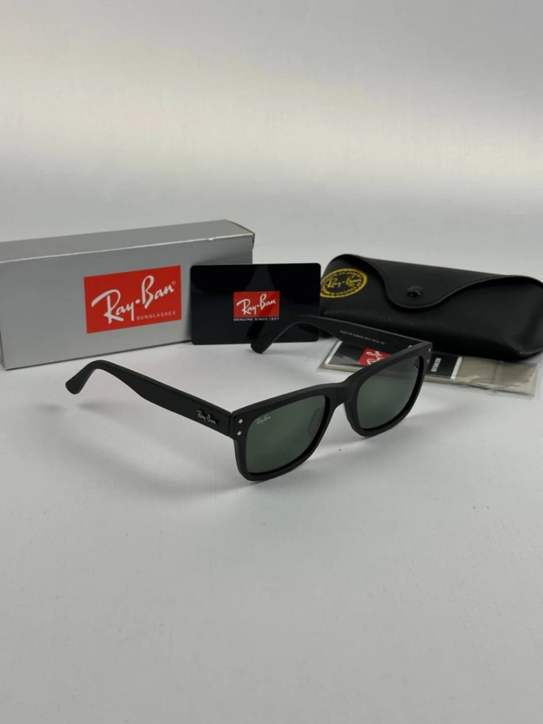 عینک ریبن مشکی مات rb-2283