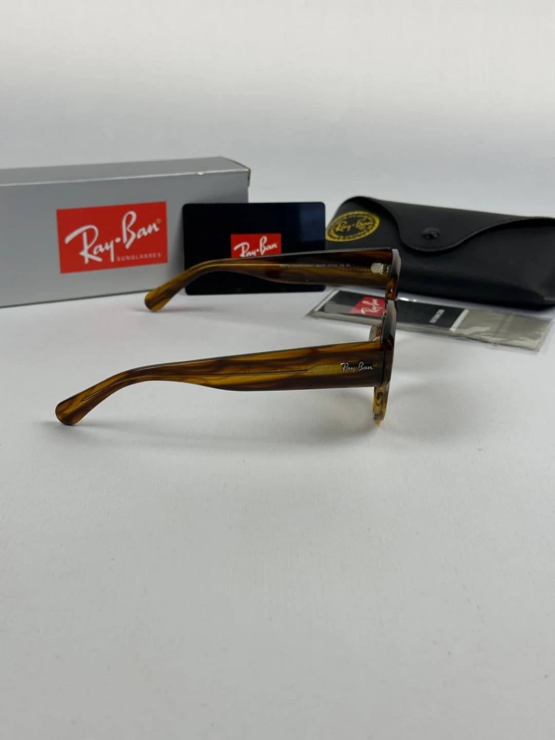 عینک ریبن رگه دار هایلایت rayban rb-2192 — تصویر ۳