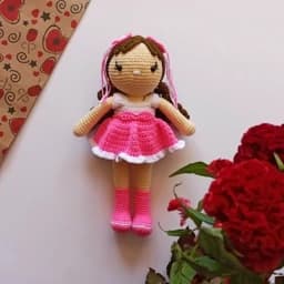عروسک بافتنی دختر مدل مارال..قد 20 سانت.. دخترانه.. عروسک دستبافت.. اسباب بازی — تصویر ۲
