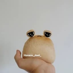 عروسک پو افسرده عروسک pou بازی عروسک بدبخت ناراحت پیپی اسباببازی سیسمونی — تصویر ۲