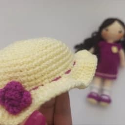 عروسک بافتنی دختر.. مدل اندیا.. قد 30سانت.. عروسک دستبافت.. دخترونه.. اسباب بازی — تصویر ۳
