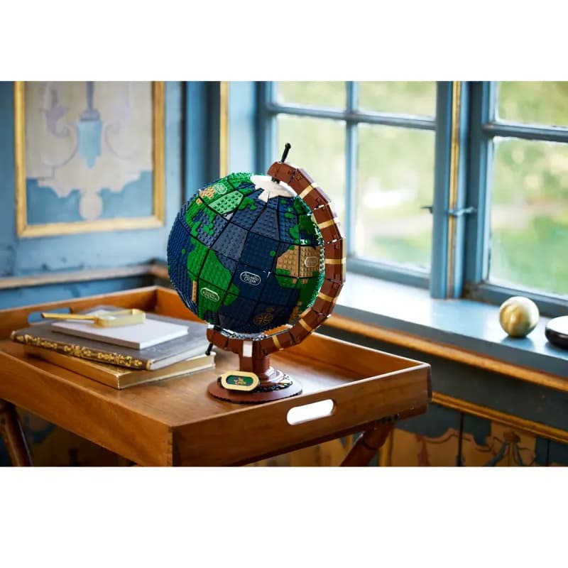 لگو the globe کد 21332 — تصویر ۸