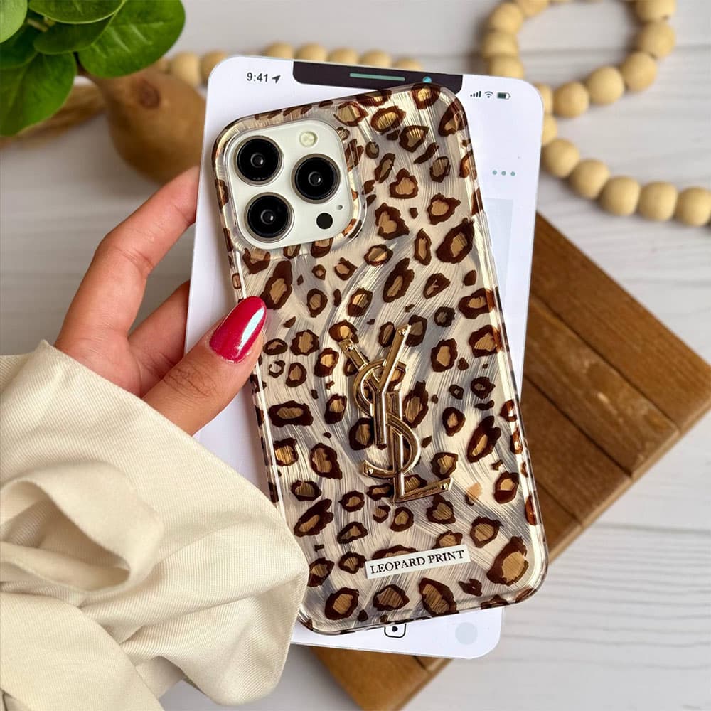 قاب YS Saint Laurent Leopard کد mb مناسب برای گوشی موبایل آیفون Apple iPhone 13 / 13 Pro / 13 Pro Max / 14 / 14 Pro Max / 15 / 15 Pro Max / 16 / 16 Pro / 16 Pro Max / 17 / 17 Pro / 17 Pro Max / 18 Pro — تصویر ۲