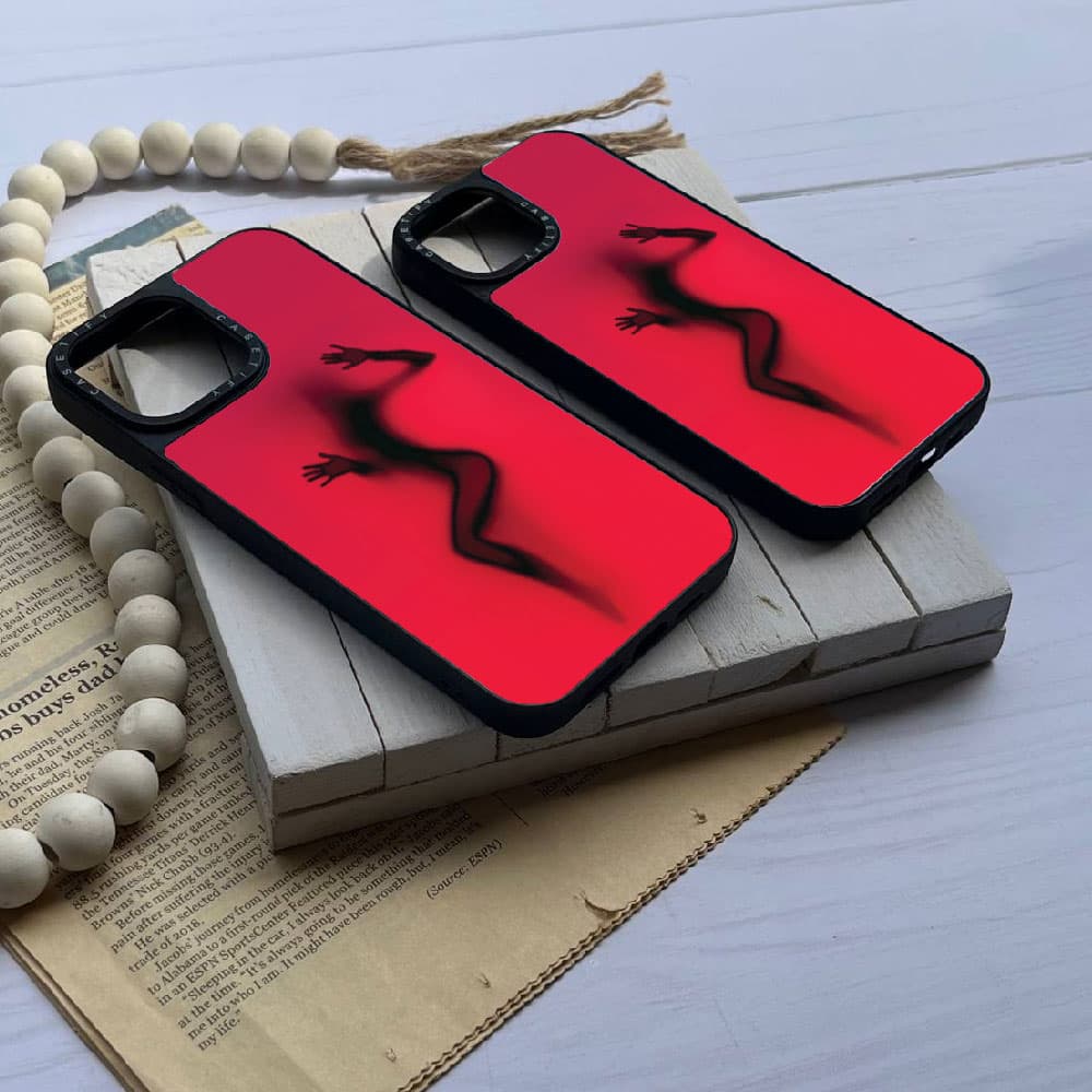 قاب آینه ای چاپی سفارشی (کد 0474) مدل کیس قرمز – redcase مناسب برای گوشی موبایل سامسونگ Samsung Galaxy A12 / A13 / A14 / A15 / A21S / A22 4G / A23 / A24 / A25 / A30S / A31 / A32 4G / A32 5G / A33 / A3 — تصویر ۳