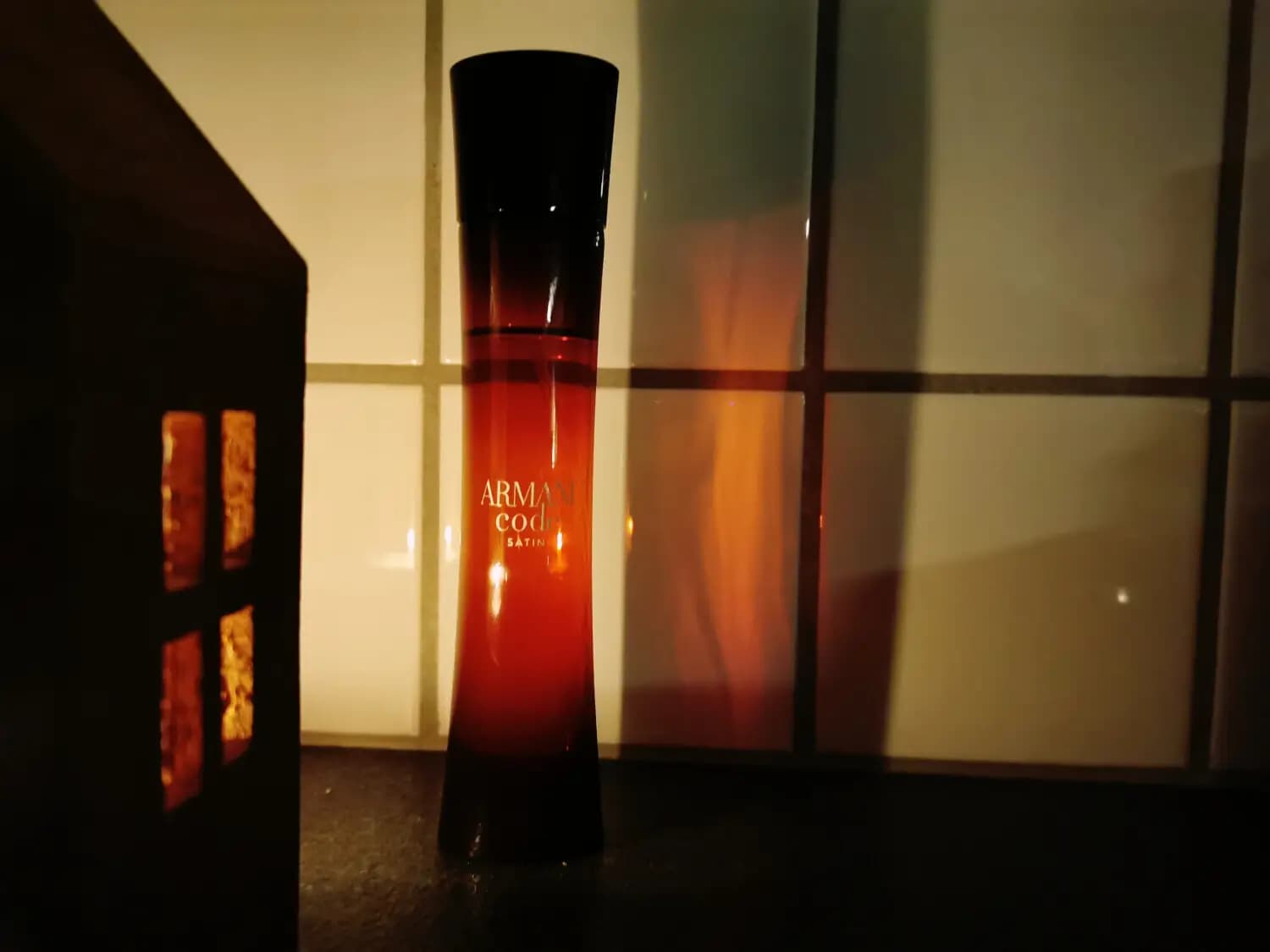 عطر ادکلن جورجیو آرمانی کد ساتین اصل | Giorgio Armani Armani Code Satin — تصویر ۷
