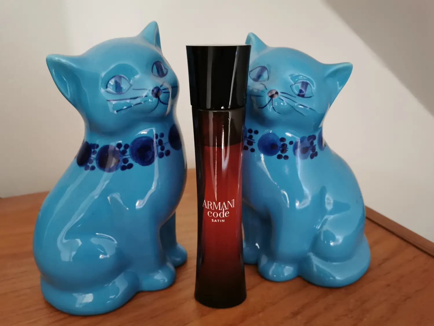 عطر ادکلن جورجیو آرمانی کد ساتین اصل | Giorgio Armani Armani Code Satin — تصویر ۶
