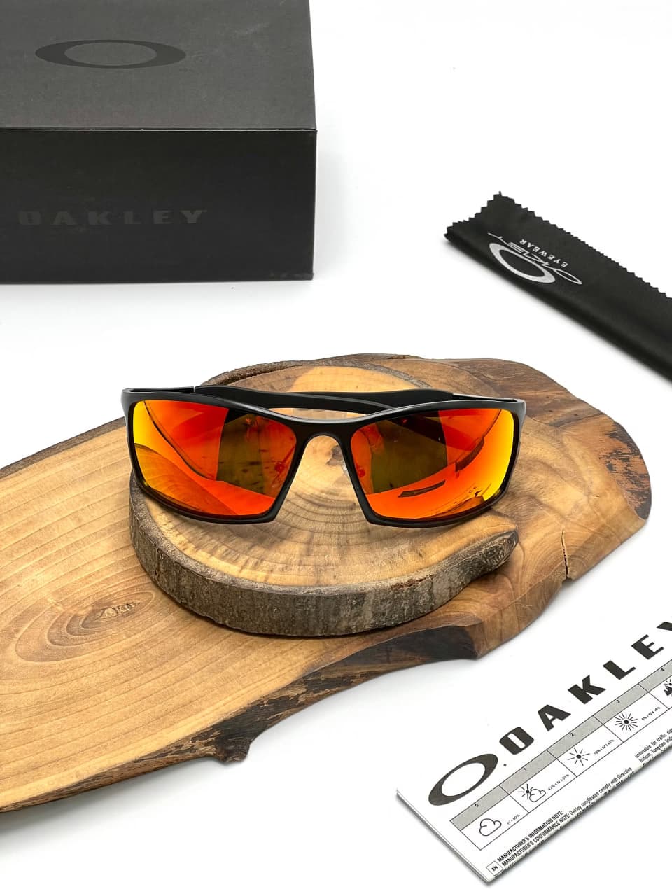 عینک آفتابی اوکلی مدل OAKLEY OOA5020 — تصویر ۳