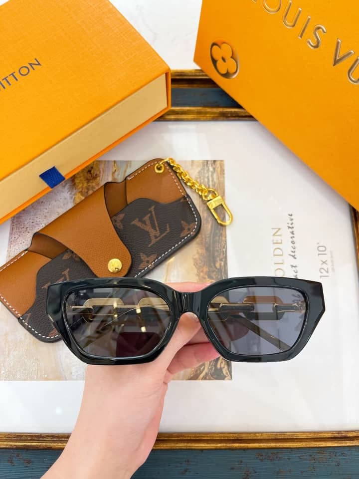 عینک آفتابی اسپرت لویس ویتون LOUIS VITTON Z1474E