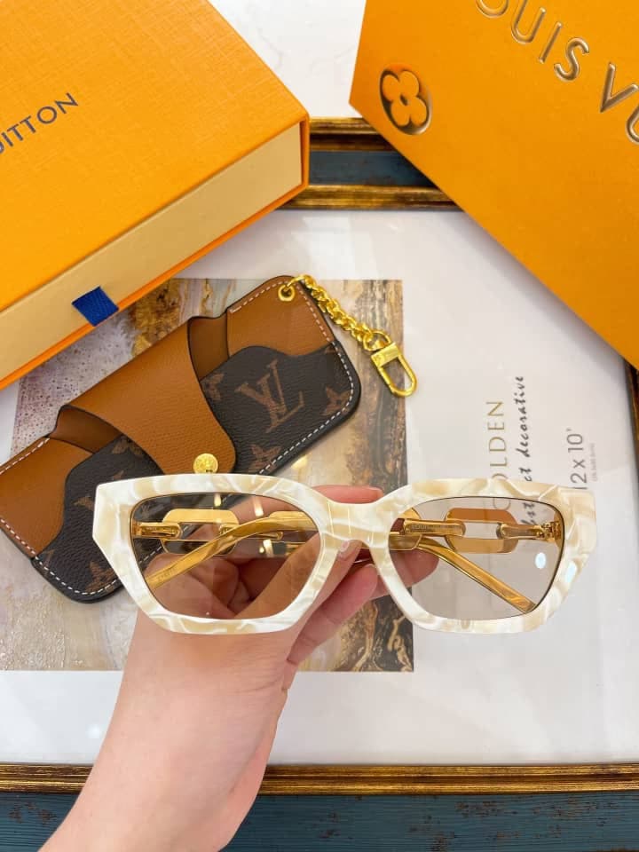 عینک آفتابی اسپرت لویس ویتون LOUIS VITTON Z1474E — تصویر ۲