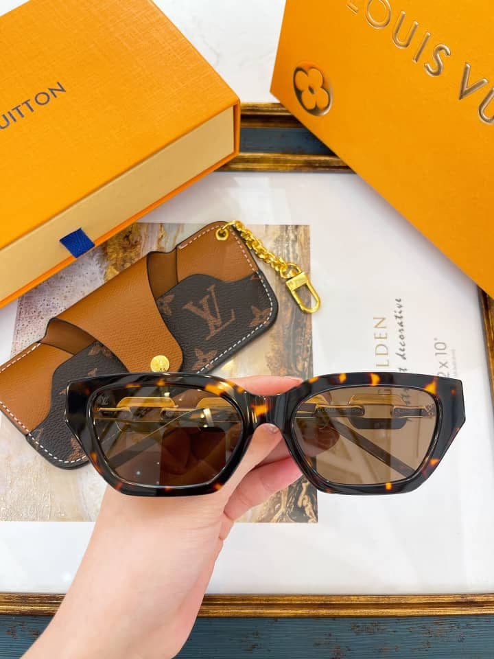 عینک آفتابی اسپرت لویس ویتون LOUIS VITTON Z1474E — تصویر ۳