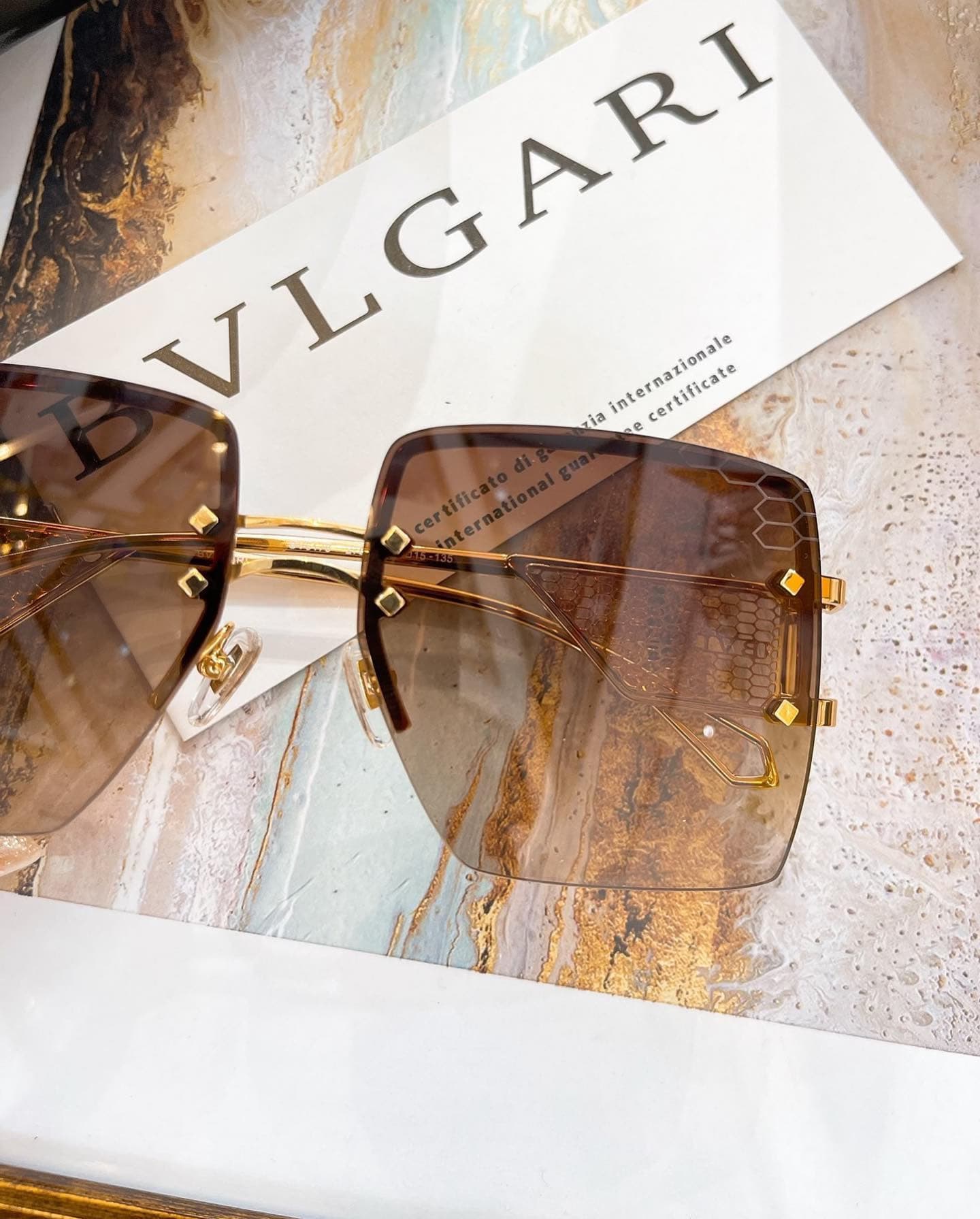 عینک آفتابی زنانه بولگاری مدل BVLGARI BV6178 — تصویر ۳