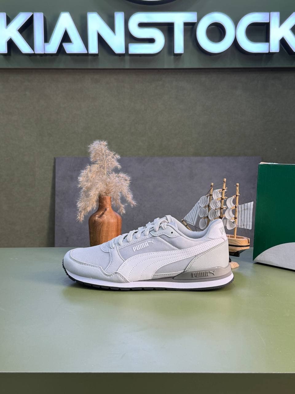 کتونی پو.ما مدل Puma St Runner — تصویر ۲