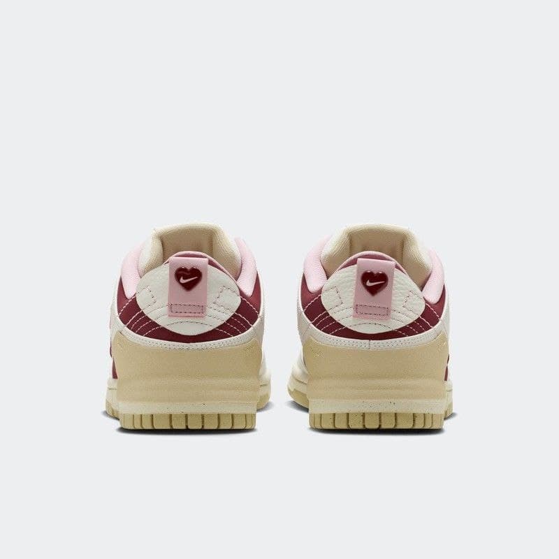 نایک اس بی دانک بدون ساق دیسراپت ولنتاین Nike sb dunk low disrupt 2 valentines day — تصویر ۷