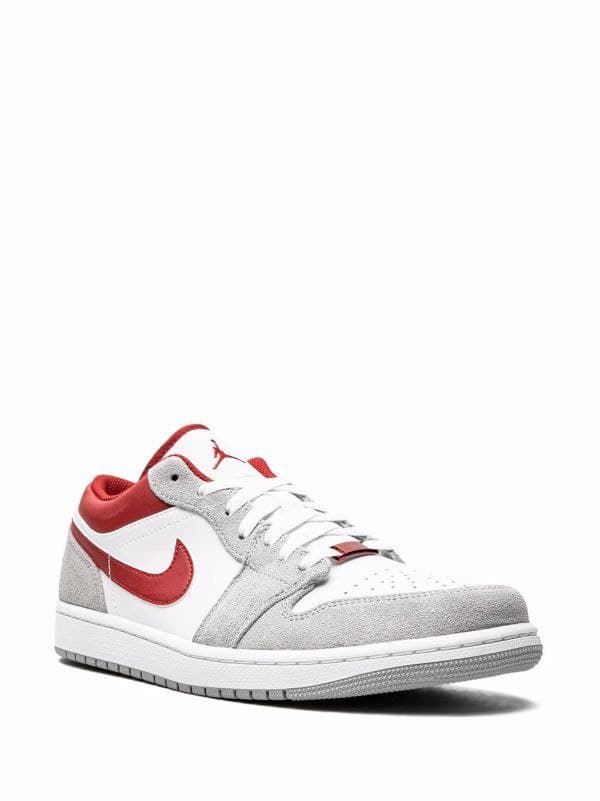 نایک ایر جردن ۱ بدون ساق طوسی قرمز Nike air jordan 1 low Light Smoke grey Gym Red — تصویر ۲