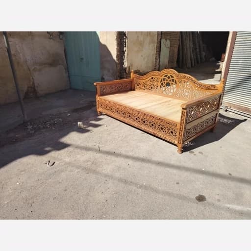 تخت سنتی منبت پایه خراطی مبلمان فرنا مدل 1143252