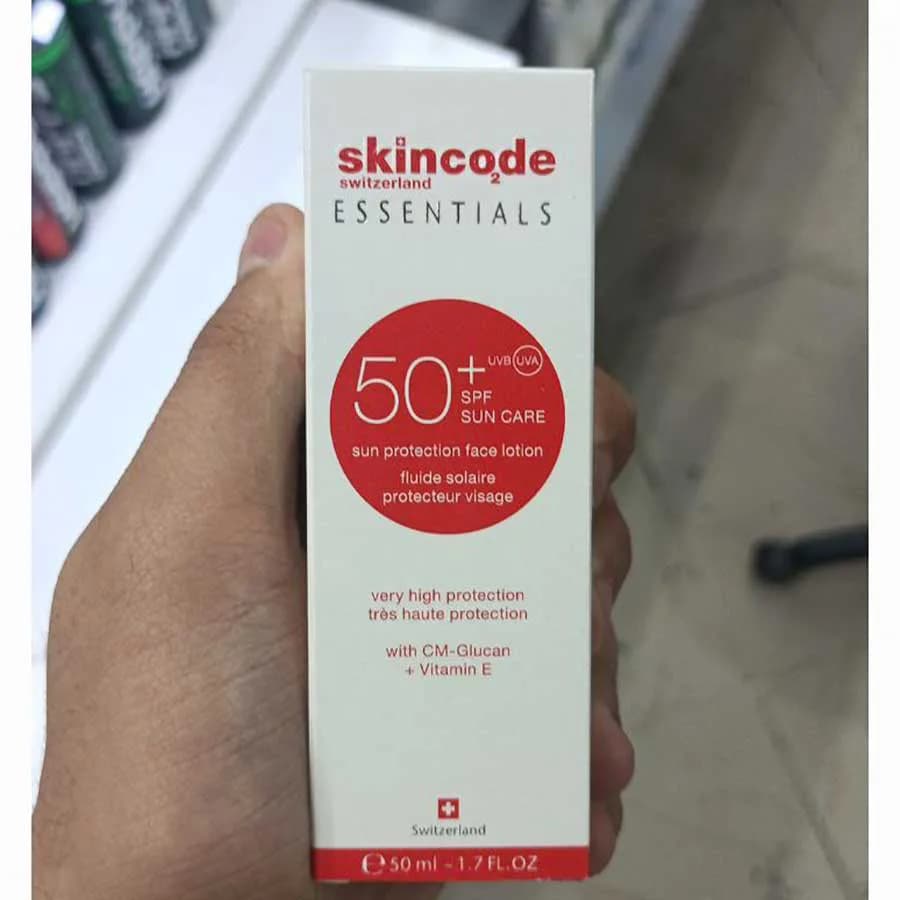 لوسیون ضد آفتاب صورت با +SPF 50 اسکین کد skincode — تصویر ۳