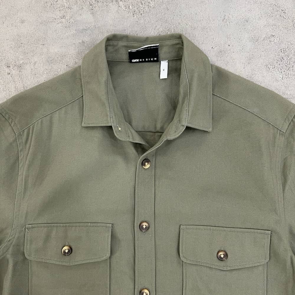 پیراهن اورجینال مردانه ASOS DESIGN زیتونی سایز M — تصویر ۳