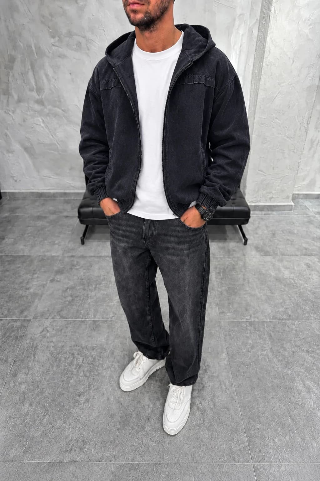 سویشرت کتان کارهارت (carhartt) داخل خز مشکی — تصویر ۲
