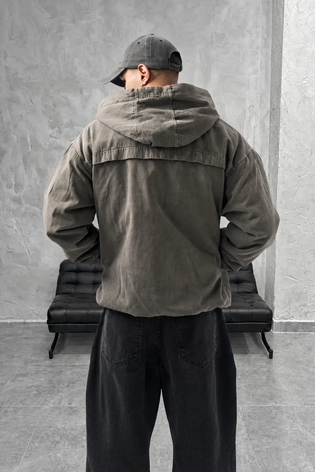 سویشرت کتان کارهارت (carhartt) داخل خز سبز — تصویر ۳