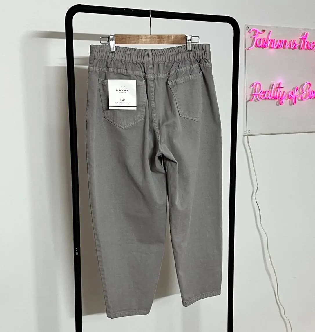 شلوار زنانه کتان Royal Jeans | کمر کشی و دکمه‌دار — تصویر ۶