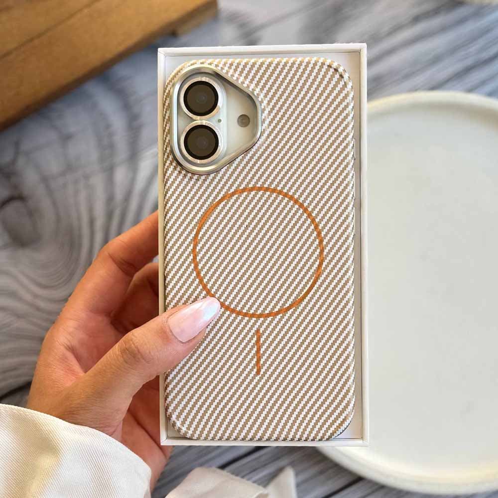 قاب مگسیف Carbon Q Series برای گوشی موبایل سامسونگ — تصویر ۴