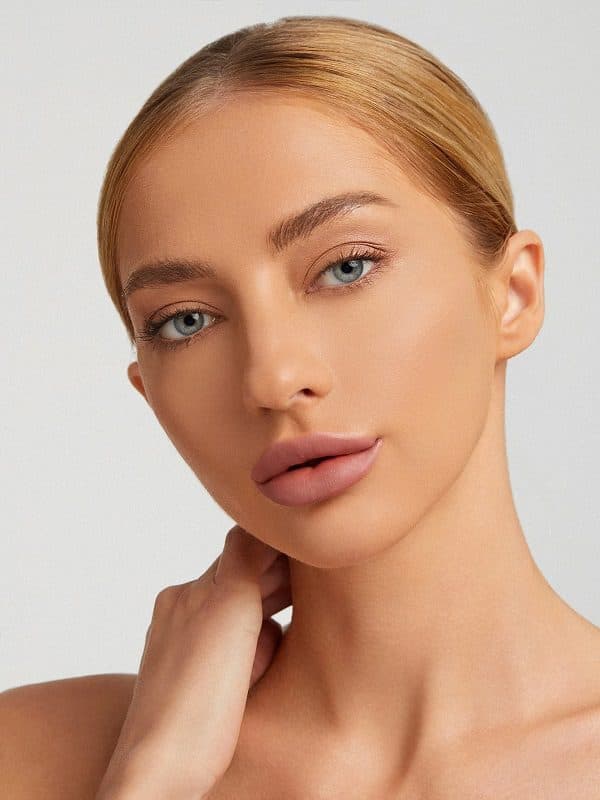 پودر کنترل چربی LIGHT THROUGH رنگ NUDE PINK شیگلم SHEGLAM — تصویر ۵