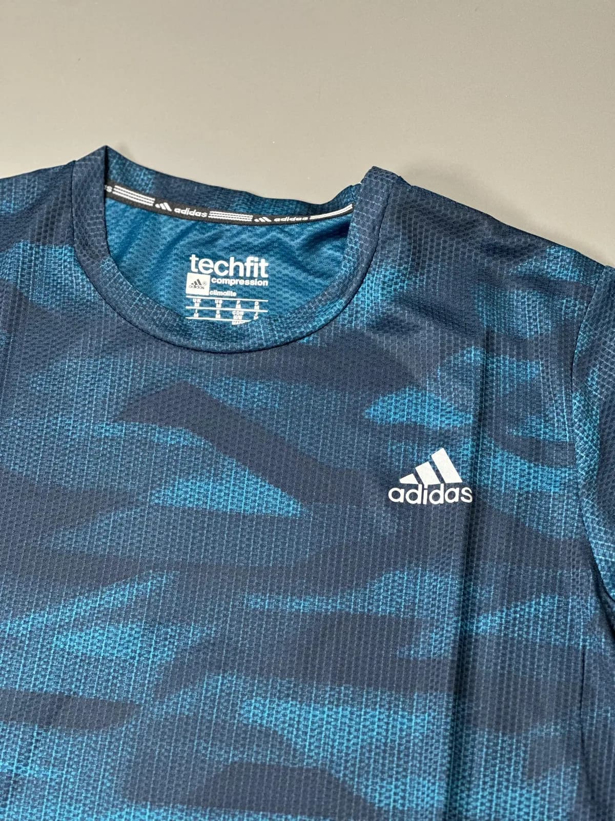 تیشرت مردانه adidas کد 2122 رنگ آبی — تصویر ۴