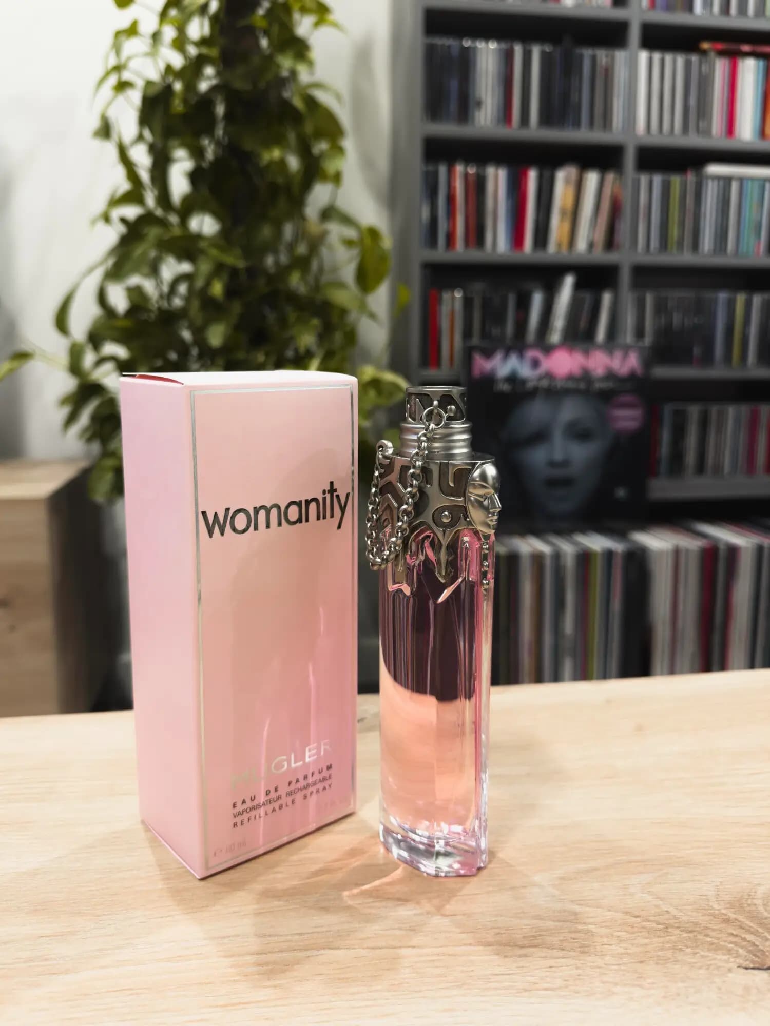 عطر ادکلن تیری موگلر وومنیتی ادو پرفیوم اصل | Mugler Womanity — تصویر ۲