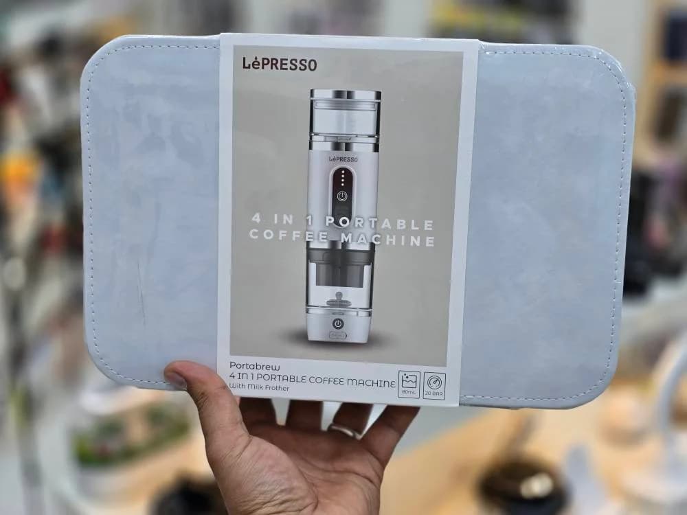 دستگاه اسپرسوساز ۴ در ۱ شارژی و مسافرتی LePresso (کپسولی و پودری) — تصویر ۴