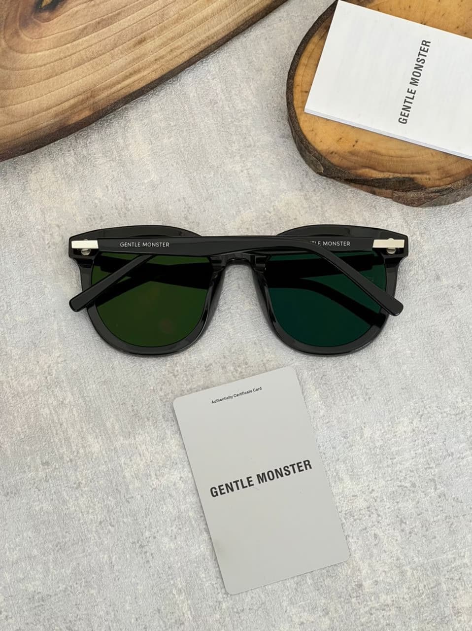 عینک آفتابی اسپرت جنتل مانستر مدل GENTLE MONSTER SIX BEARS — تصویر ۴