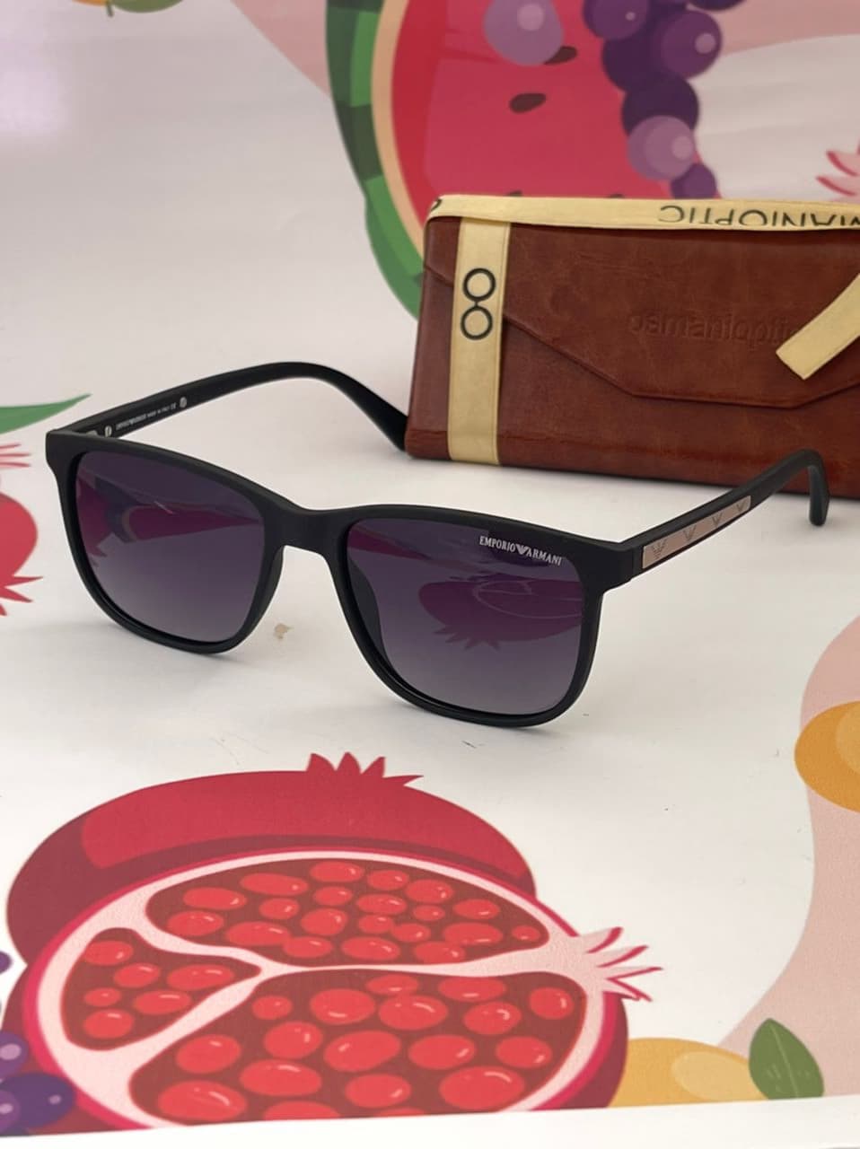 عینک آفتابی اسپرت امپریوآرمانی مدل EMPORIO ARMANI EA4124 — تصویر ۶