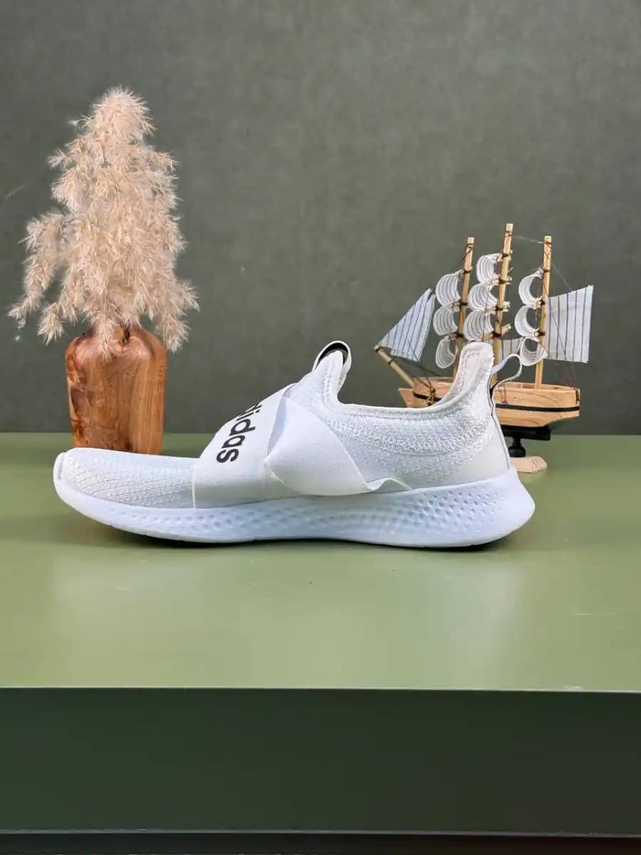 کتونی آد.ید.اس مدل Adidas Puremotion Adapt تمام سفید — تصویر ۲