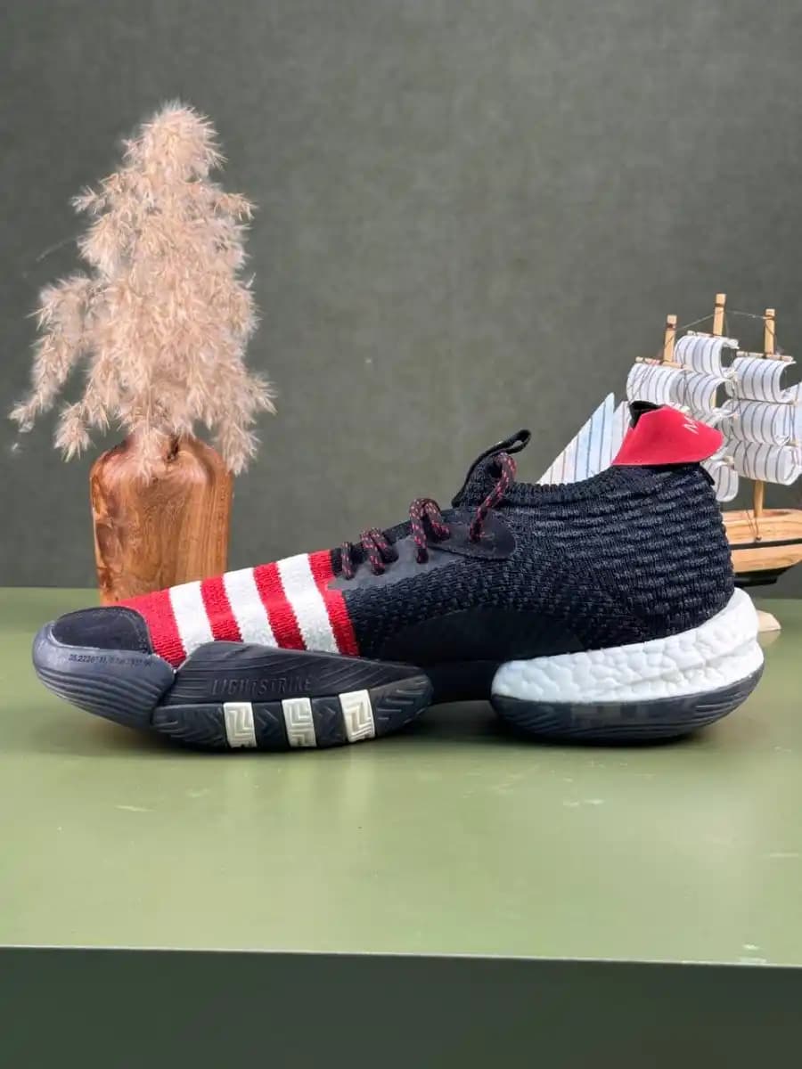 کتونی آد.ید.اس مدل Adidas Meilin — تصویر ۳