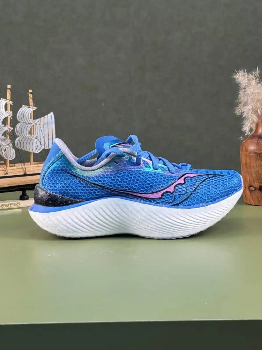کتونی سا.کو.نی مدل Saucony Endorphin Series — تصویر ۲